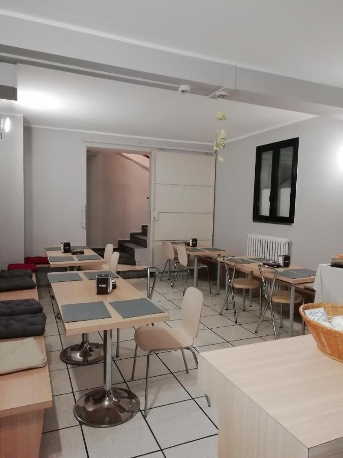 Miu Hotel Milan Luaran gambar