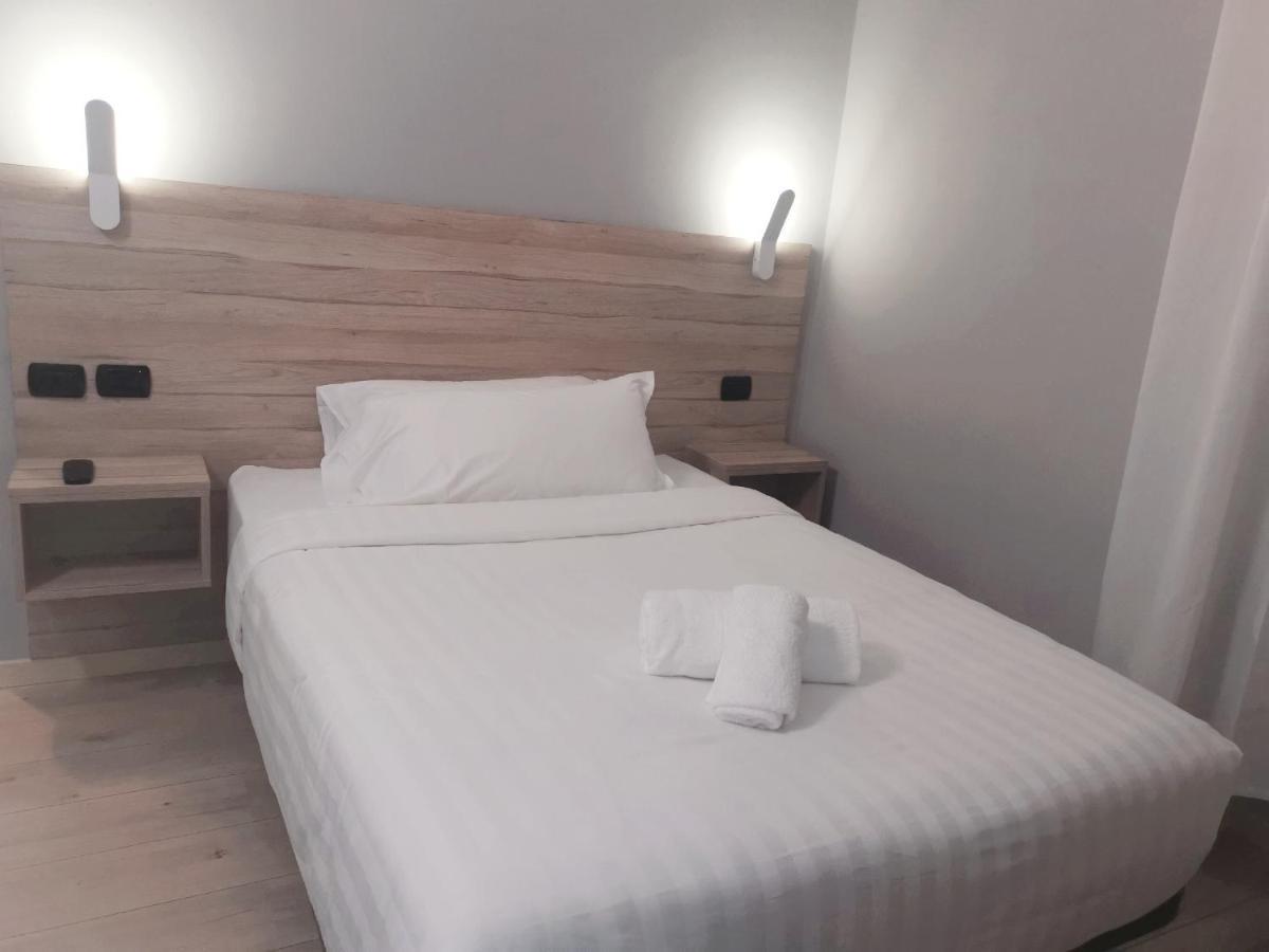 Miu Hotel Milan Luaran gambar